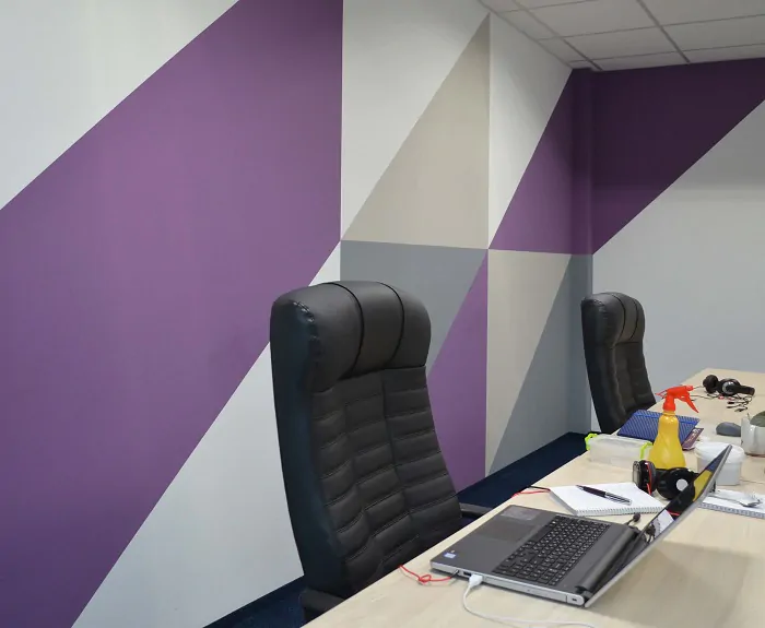 Покраска стен в офисе